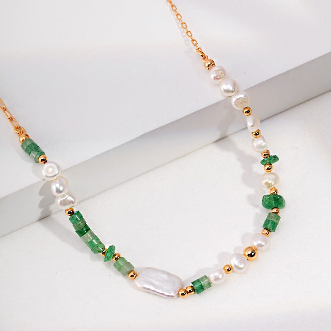 Green Gem Silver Pearl Necklace