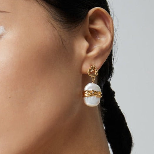 Silver Pearl Earrings