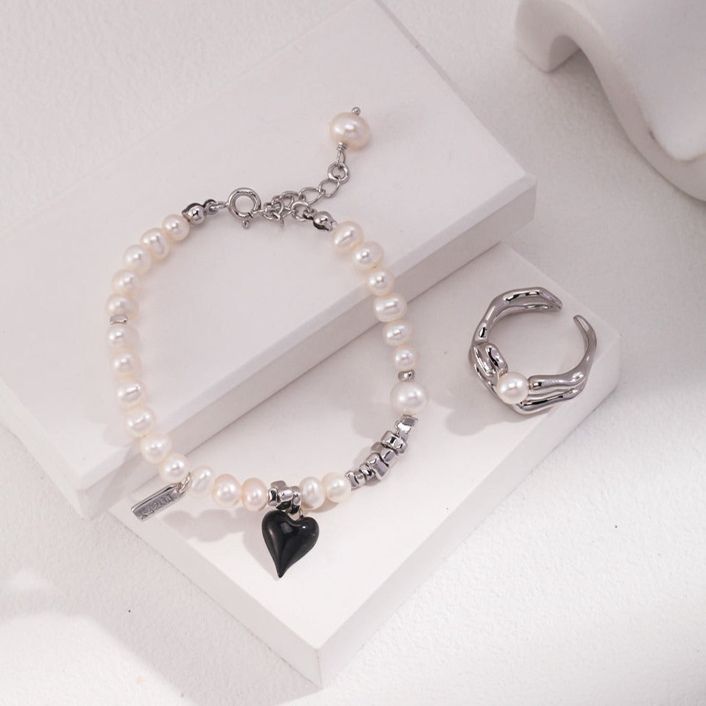 Heart Enamel Pearl Bracelet