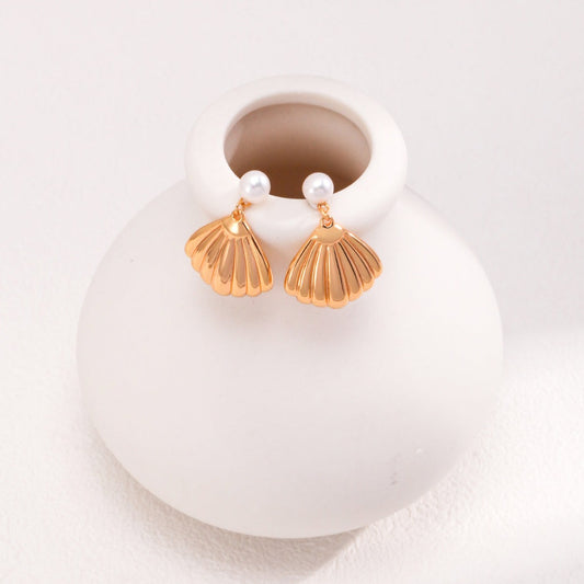 Pure Silver Pearl Earrings